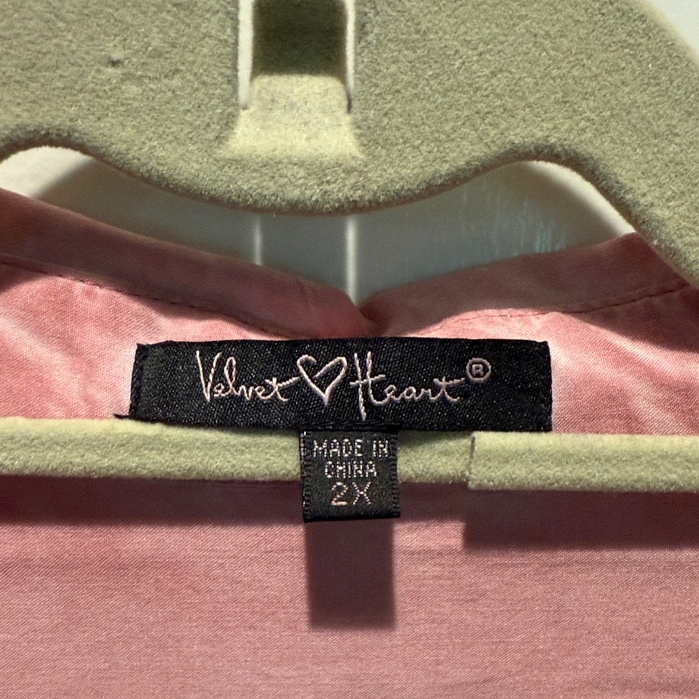 Velvet Heart Pink Blouse - Picture 2 of 4